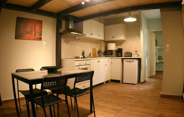אתונה Pavlou Mela Apartment מראה חיצוני תמונה